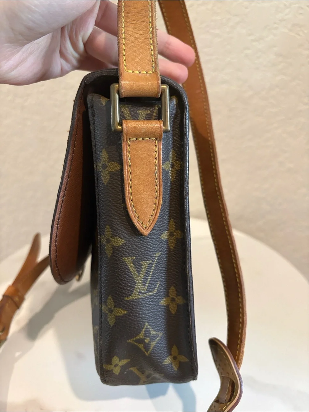 Louis Vuitton Saint Cloud GM Brown Monogram Crossbody Bag - Picture 4 of 13